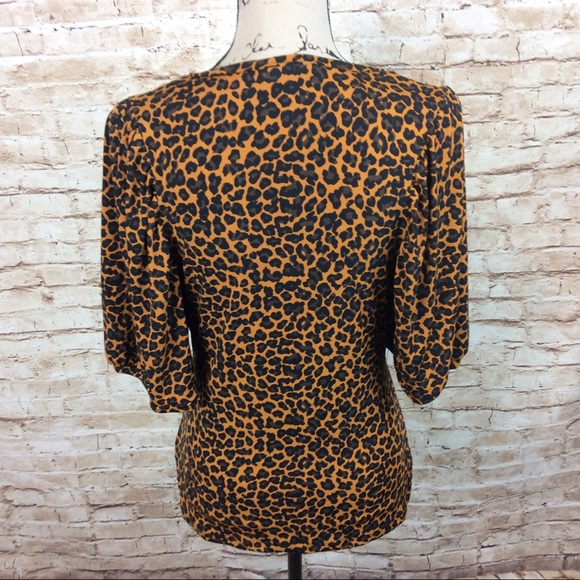 Nine West Cheetah Print Wrap Front Top Medium - Picture 4 of 7